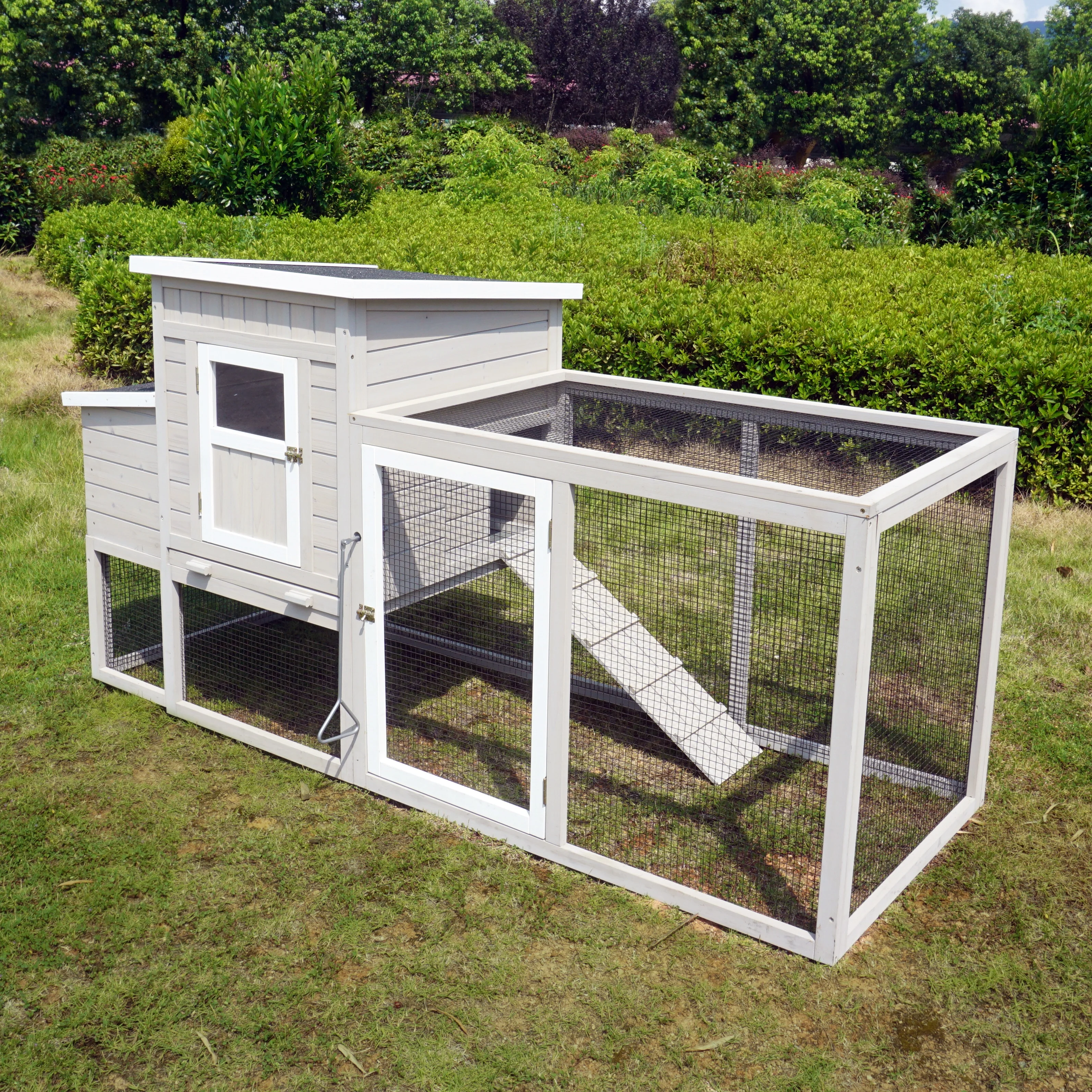 Farmhouse Chicken Coop