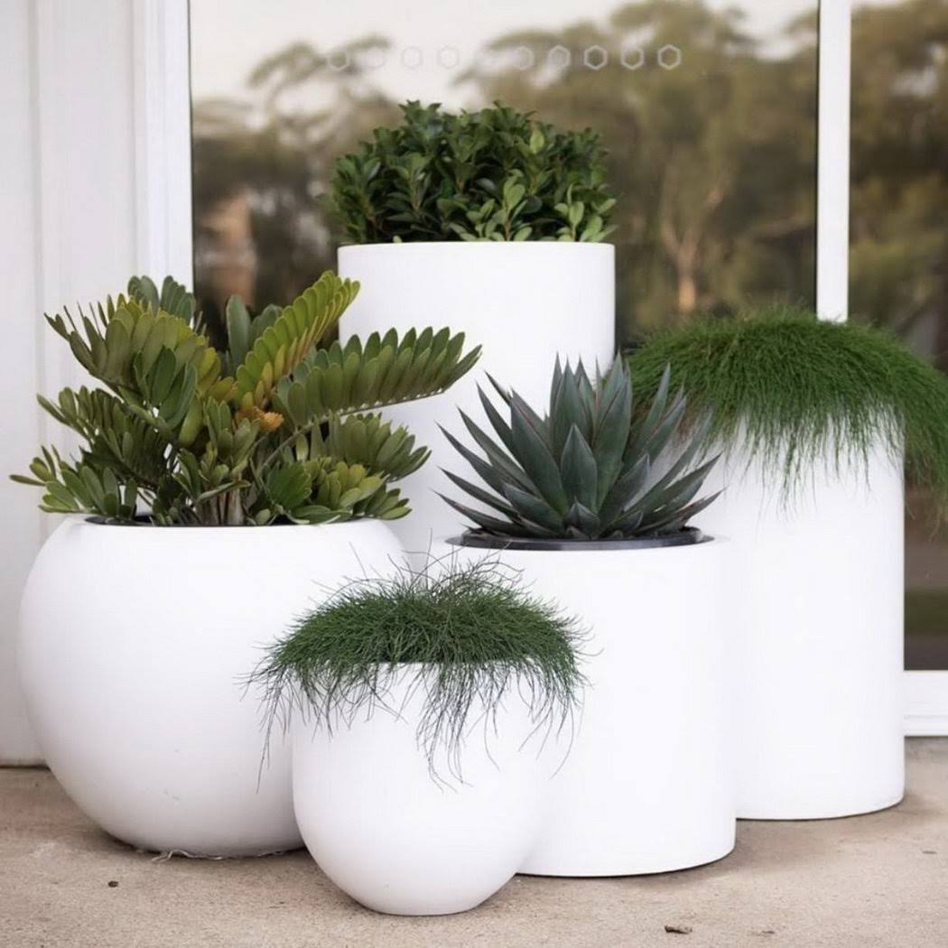 Dorlis Fiberstone Pot Planter Orren Ellis Size: 10