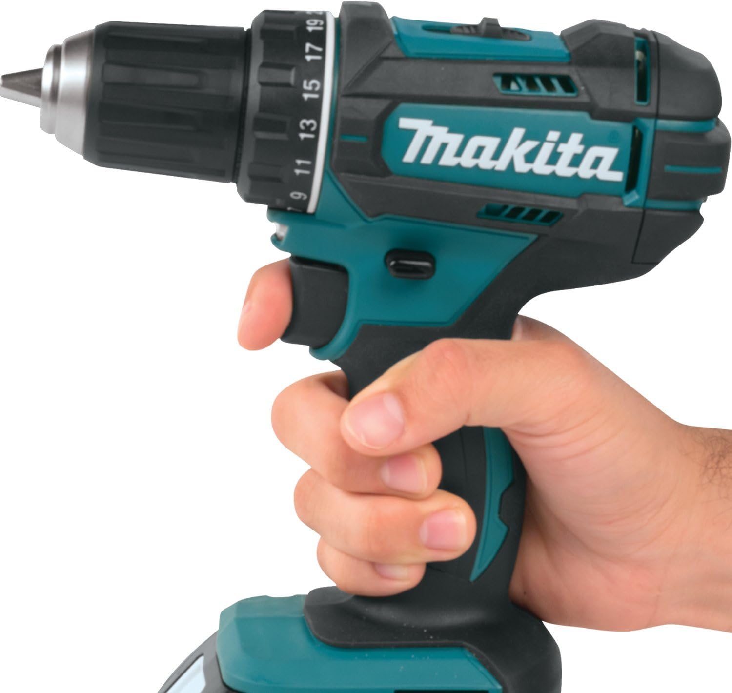 Perceuse visseuse 18 V 2x3 Ah avec coffret