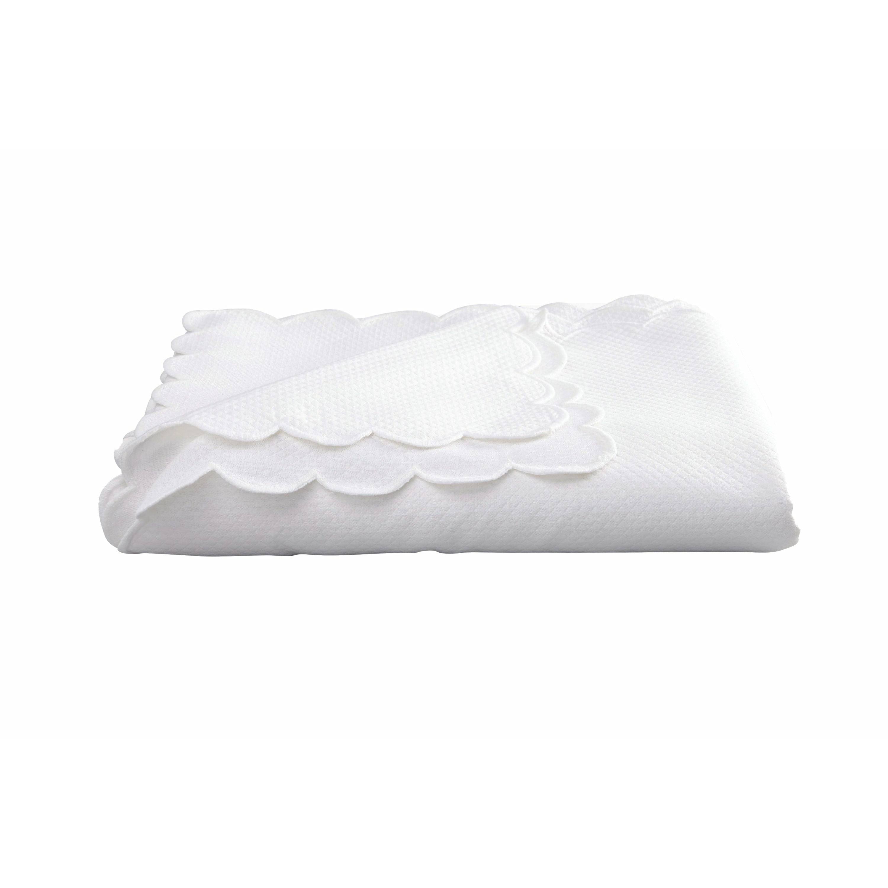 Matouk Savannah Gardens Tablecloth, 68