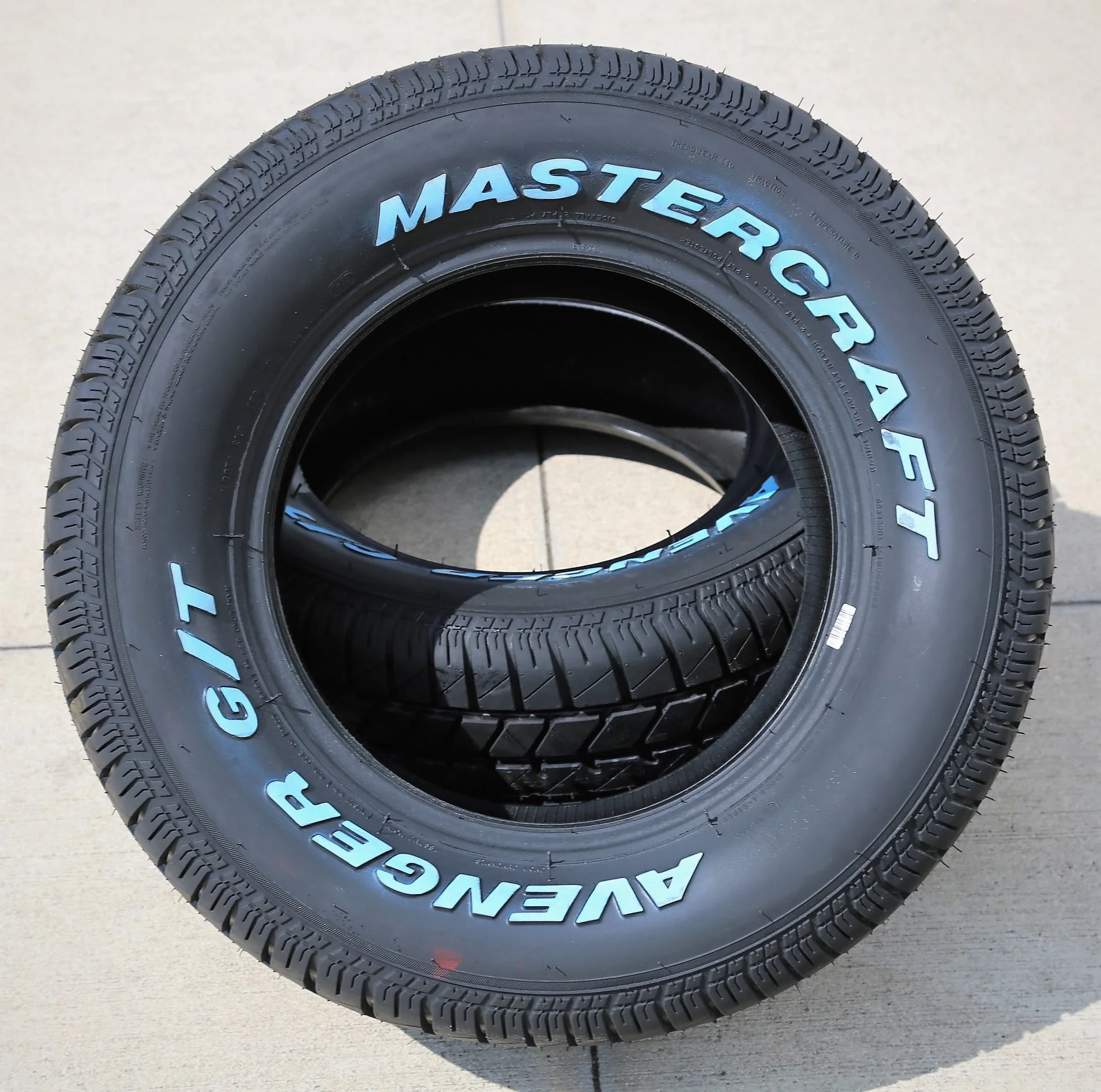 Set of 4 Mastercraft Avenger G/T 235/60R15 98T a/S All-Season Tires