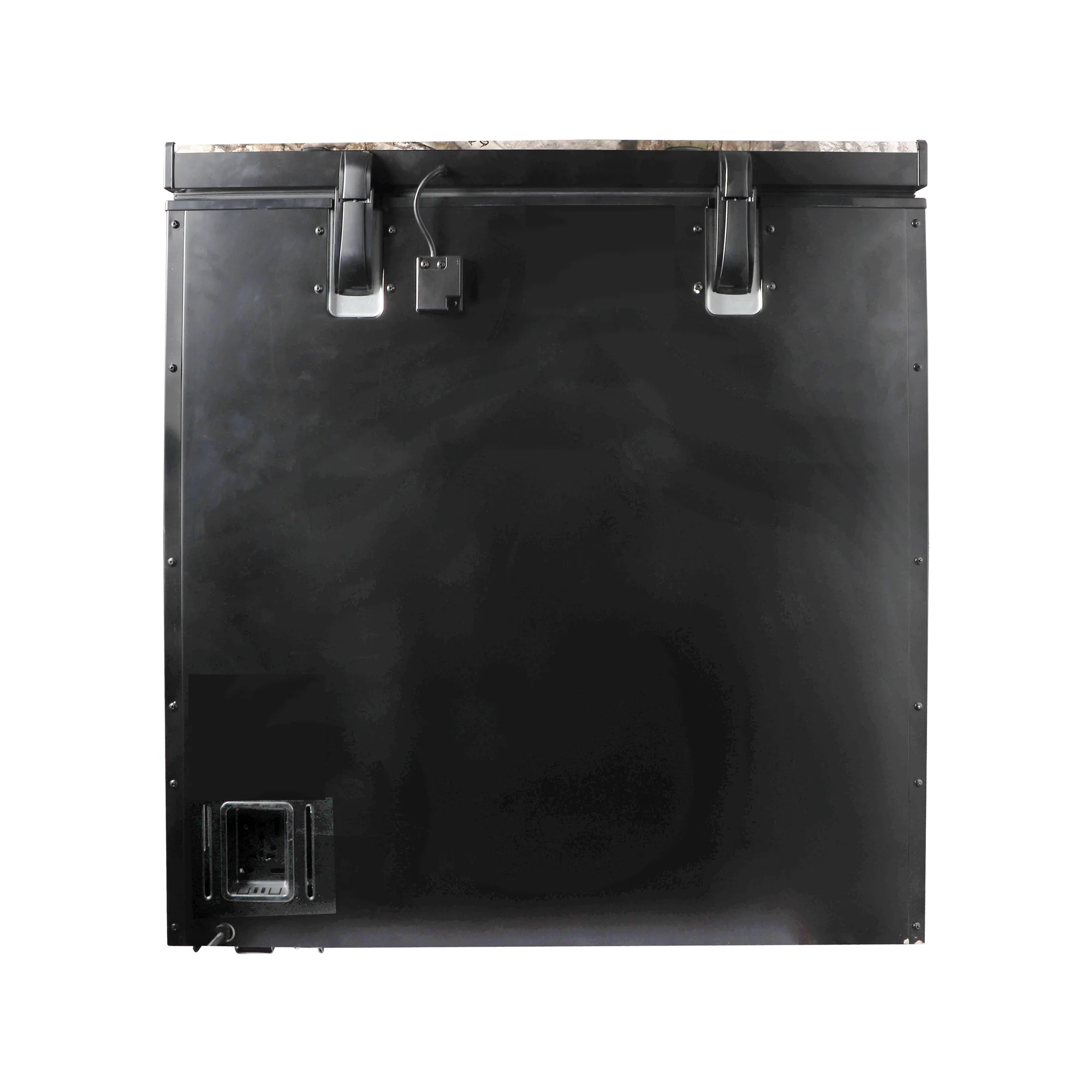 Realtree 7 - cu ft Manual Defrost Chest Freezer (Camouflage)